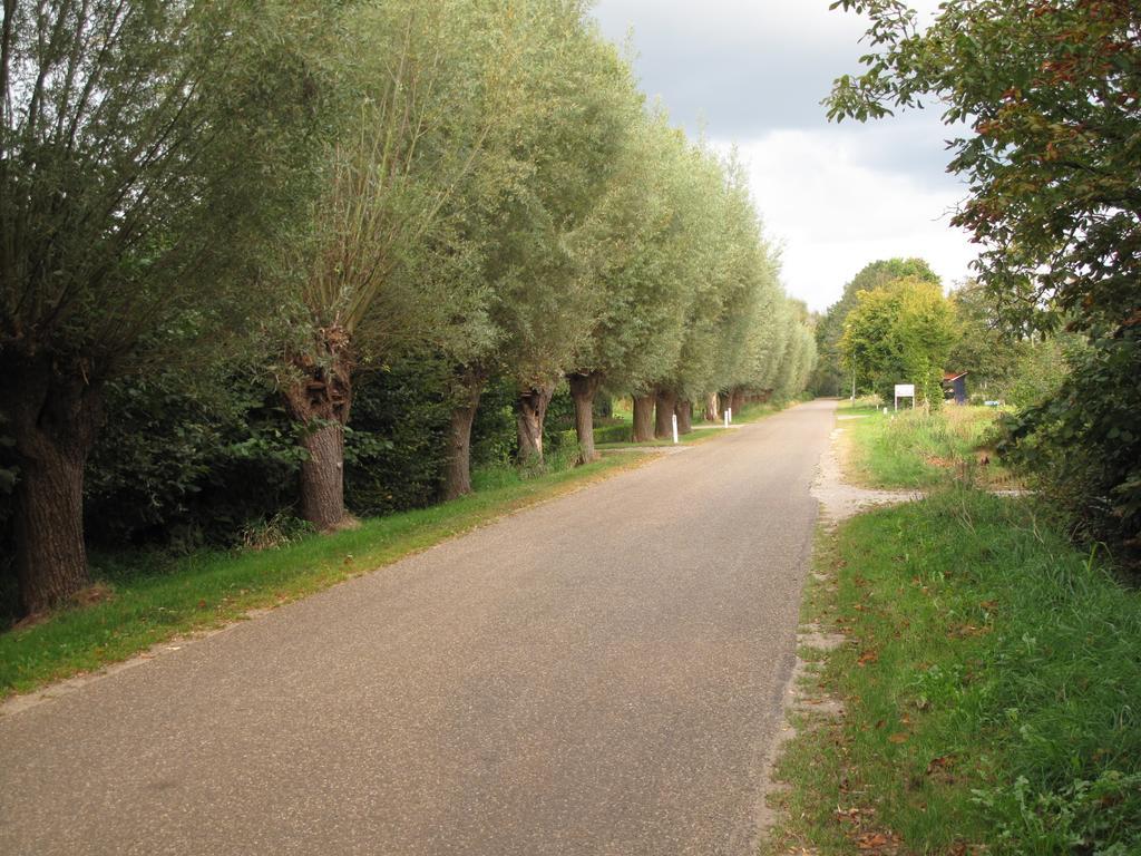 אודן B&B Den Achterhof מראה חיצוני תמונה
